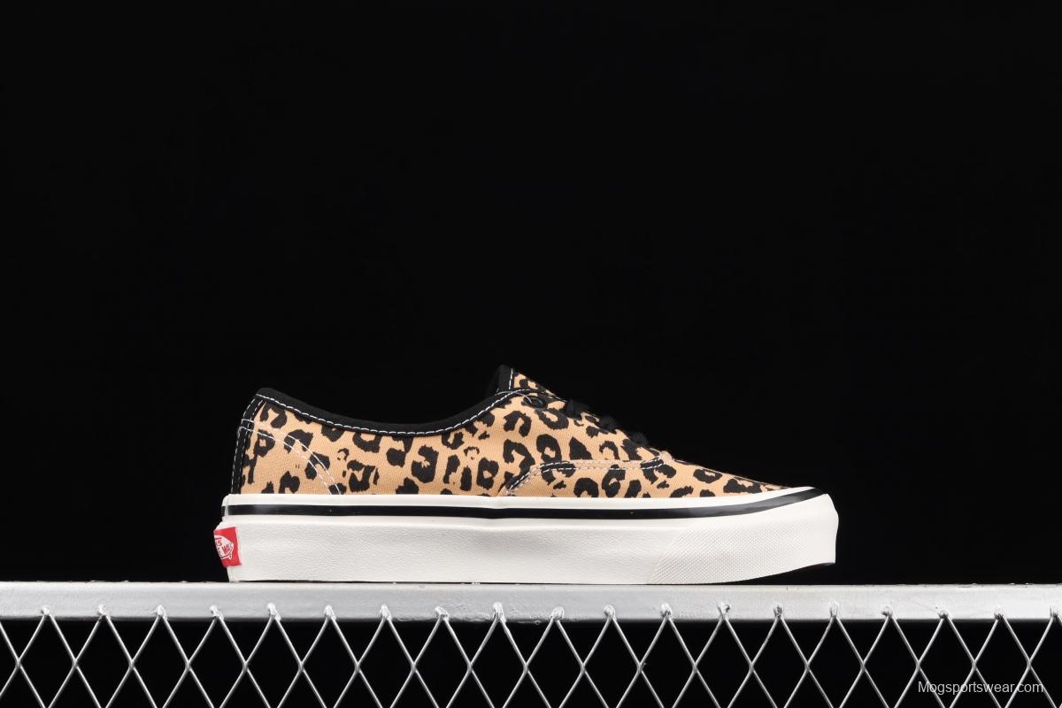 Vans Authentic 44 DX Anaheim low top leopard print low top board shoes VN0A54F29GI