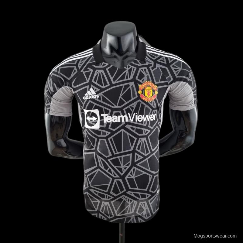 Player Version 22/23 Manchester United Black Goalkeeper